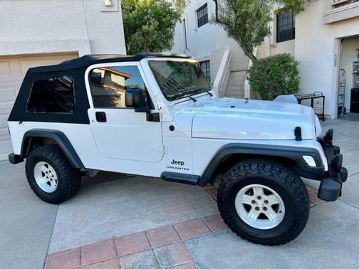 Photo 1 of 9 of 2004 Jeep Wrangler Unlimited